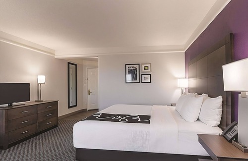 Grand Junction Hotel | Cozy King Room at La Quinta Inns & Suites, Free Breakfast, Near Canyon View Park