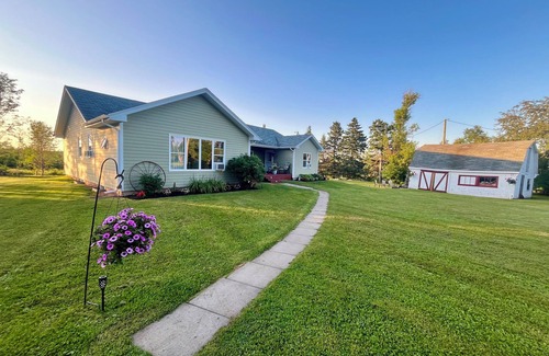 Vernon Bridge Apartment | Cozy Kinross Suite located just 20 minutes from the Wood Islands Ferry Terminal