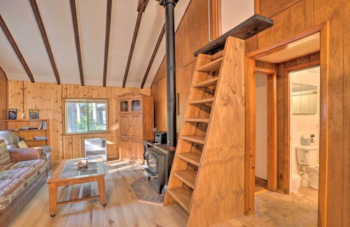 Klamath Lake House | Cozy Klamath Falls Home Near Fishing & Parks!
