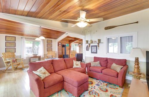North Hero House | Cozy Lake Champlain Cottage with Private Beach!