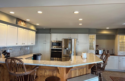 Town of Beekmantown House | Cozy Lake front family home- Lake Champlain