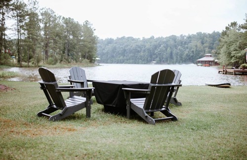 Ashville Cottage | Cozy Lake refuge to relax and restore!