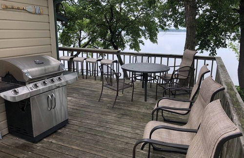 Detroit Lakes Cabin | Cozy Lake Sallie Cabin With Outstanding Views & Lakefront on 2 Lakes!