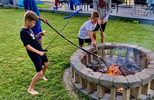 Frontier House | Cozy Lakefront Getaway with 3 kayaks, in Hillsdale County, Bird Lake Michigan.