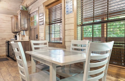 Indian Point Cabin | Cozy lakeside cabin with resort amenities and ticket deals!