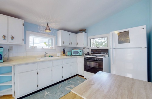 Town of Ledyard House | Cozy lakeside escape with screened porch, deck, & AC