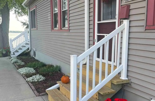 Fox Lake Cottage | Cozy lakeside retreat with private pier and lakeside fire pit on Fox Lake!