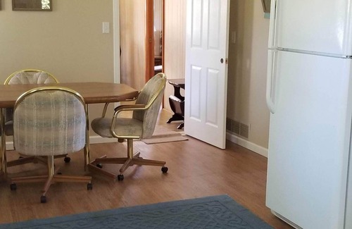 Lexington Cottage | Cozy Lexington cottage! Stroll down to the sandy beach of Lake Huron!