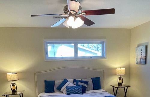 Grimstead House | Cozy little home on Gwynn's Island with Chesapeake Bay semi-private beach access