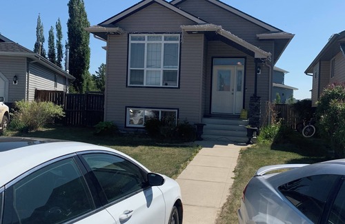 Sylvan Lake Apartment | Cozy Lodge Suite Lic# STAR 04363