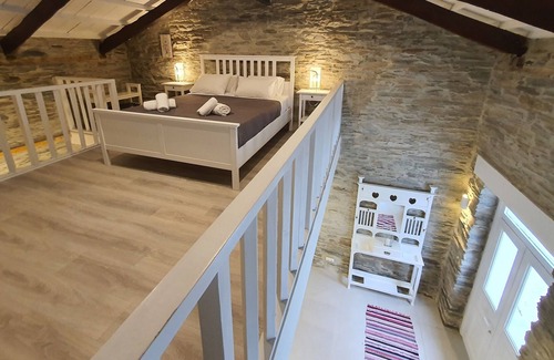 Paleopolis Apartment | Cozy Loft in Chora of Andros 1 min from the main beach!
