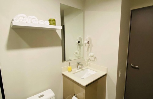 Mata Redonda Cabin | Cozy loft perfect for home office and relax.
