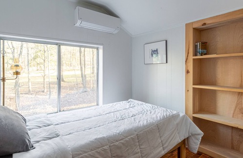Washingtonville Cabin | Cozy Log Cabin in Hudson Valley