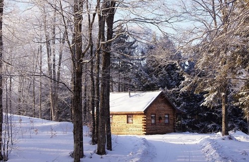 Brookfield Cabin | Cozy Log Cabins located in the Green Mountains of Vermont
