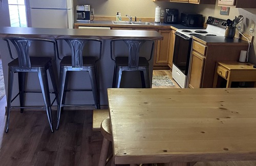 Big Sky House | Cozy Loveshack Condo - Nestled in the Heart of Meadow Village - New Town Center