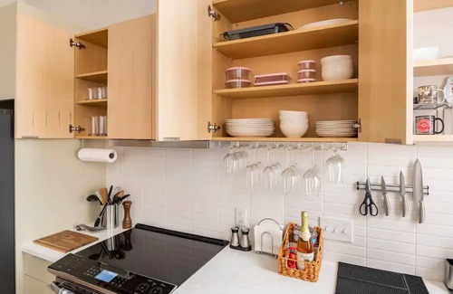 Over-the-Rhine Condo | Cozy Luxe Loft w/Free Parking in Heart of City