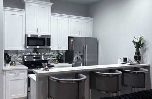Northside Apartment | Cozy Luxurious 2 bedroom Apt New and Cleanly in Houston Tx