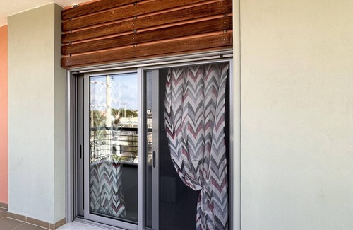 Spata-Artemida Apartment | Cozy Luxury apartment in front of the sea!