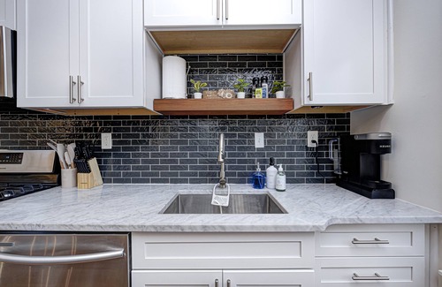 Indianapolis House | Cozy, mid-century modern home in South Broad Ripple