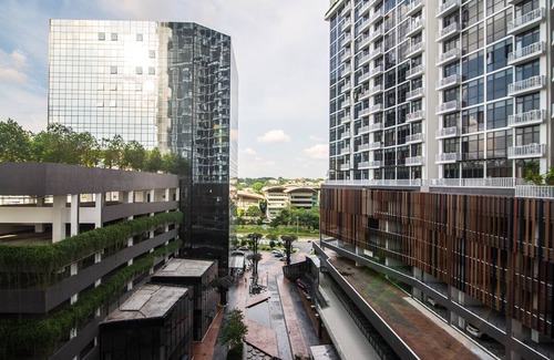 Cyberjaya Condo | Cozy Minimalist 1BR Studio with Private Parking