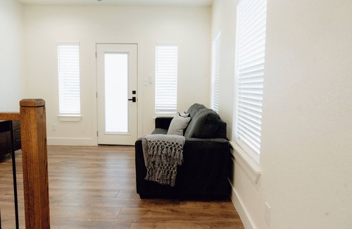 Haltom City House | Cozy modern home. Centrally locate. Fun for the whole family