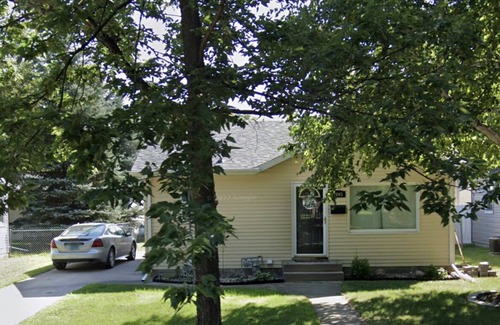 Grand Forks House | Cozy/Modern Home close to pool/park, quick Uber to downtown or the Univeristy