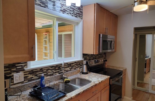 Rambling Ridge House | Cozy mountain house with spectacular views! Close to hiking/biking trails.