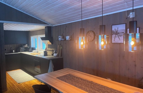 Evje Cabin | Cozy mountain cabin in Fjellestad with proximity to the beach - Perfect for families.