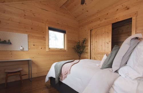 Fort Garland Cabin | Cozy Mountain Retreat in Forbes Park - Short-Term Getaway Near Sand Dunes.