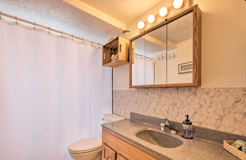 Lake Point Apartment | Cozy Mtn Apt ~10Mi to Great Lake State Park