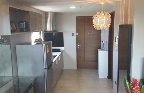 Pasig Condo | COZY&NEAR MALL CORNER STUDIO UNIT w/WIFI