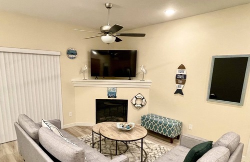 Netarts House | Cozy Netarts Bay Home w/game cave, WiFi, bunk beds