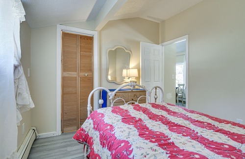 Bartlett Cottage | Cozy New Hampshire Cottage w/Deck, Near Skiing!