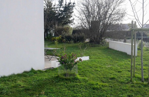 Le Palais House | Cozy New Home Near Le Palais, 1.5km to Beach, Garden & Terrace, Sleeps 4