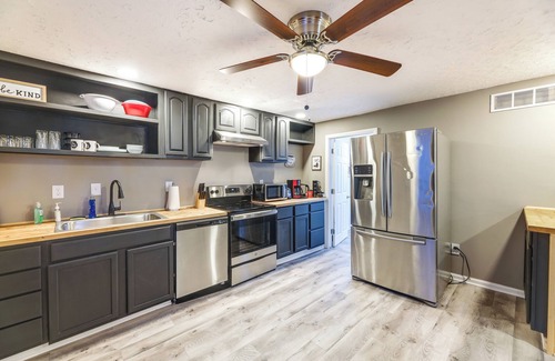 Newport Cottage | Cozy Newport Cottage Near Stadiums & Downtown
