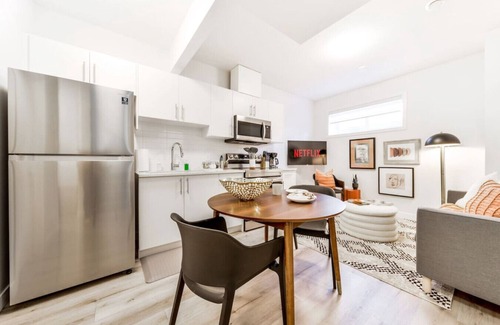 Jasper Place Apartment | Cozy Nordic Utopia | Near WEM & DT | King Bed!