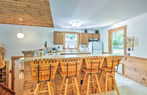 Cranmore Birches House | Cozy North Conway Home: Walk to Slopes & Dtwn