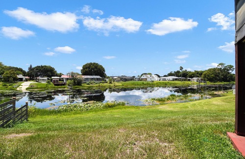 Crooked Lake Park House | Cozy on Crooked Lake - Lakefront, Fishing, Golfing & More