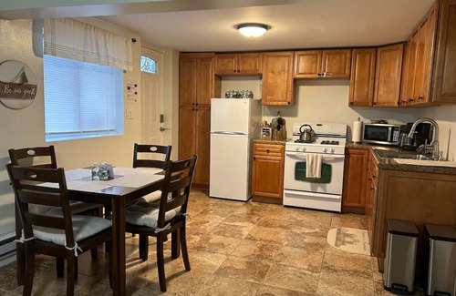 New Fairfield Apartment | Cozy one bedroom apartment in New Fairfield with restorative activities.n