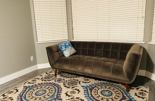 Sardis House | Cozy one bedroom with a large living area&backyard