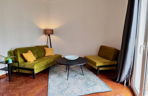 Kypseli Apartment | Cozy Penthouse in Athens Center