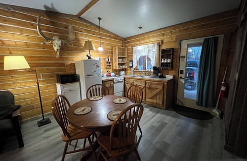 Buffalo Soapstone Cabin | Cozy, pet-friendly, 2-bedroom cabin in beautiful Palmer, Alaska