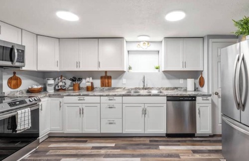 Campbell Park Apartment | Cozy Piper Nook -1