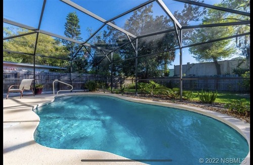 New Smyrna Beach House | Cozy Pool house in charming NSB just 7 minutes to beach!