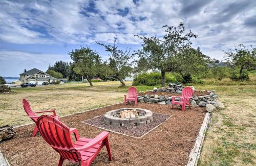 South Colby Apartment | Cozy Port Orchard Home with Grill and Fire Pit!