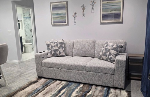 Camarillo House | Cozy, Private ADU Just For You