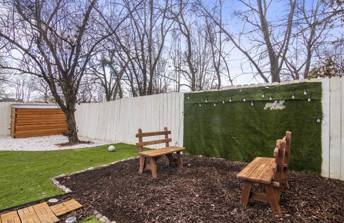 Glen Burnie House | Cozy Private Family Palace near BWI, Pet-Friendly