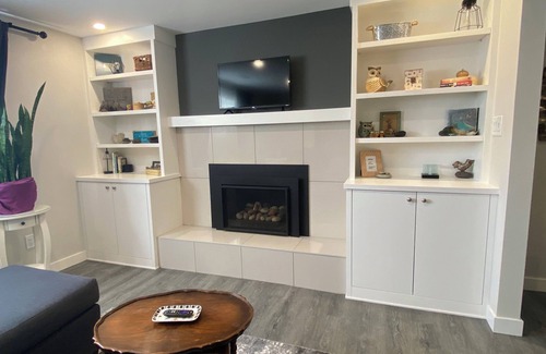 Southwest Calgary Apartment | Cozy, quiet, basement retreat in SW Calgary