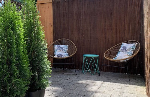 Hastings House | Cozy & Quiet Space in the Heart of East Vancouver