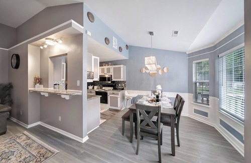 Charlotte House | Cozy Ranch In Charlotte Near Carowinds, Rock Hill & Fort Mill